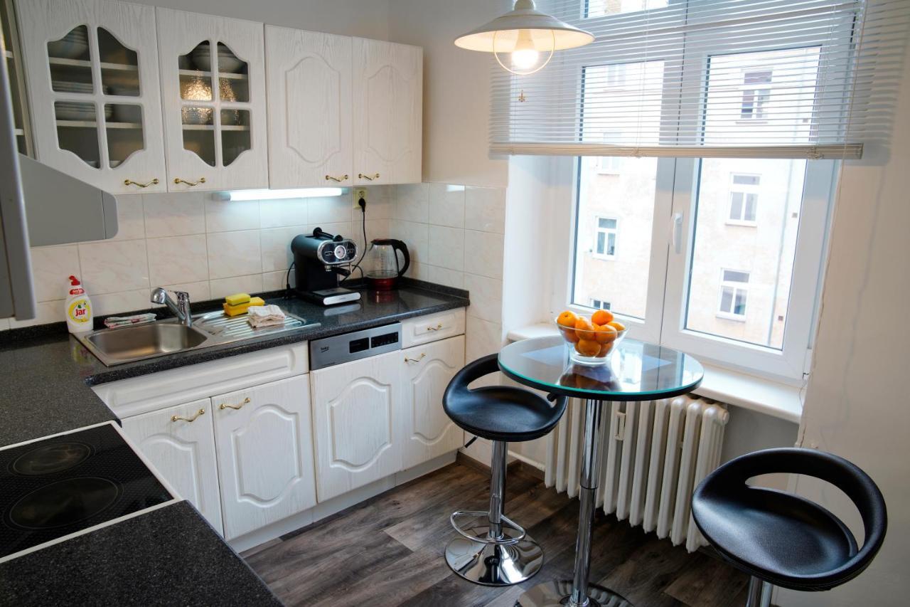City Centre Apartment Demio كارلوفي فاري المظهر الخارجي الصورة